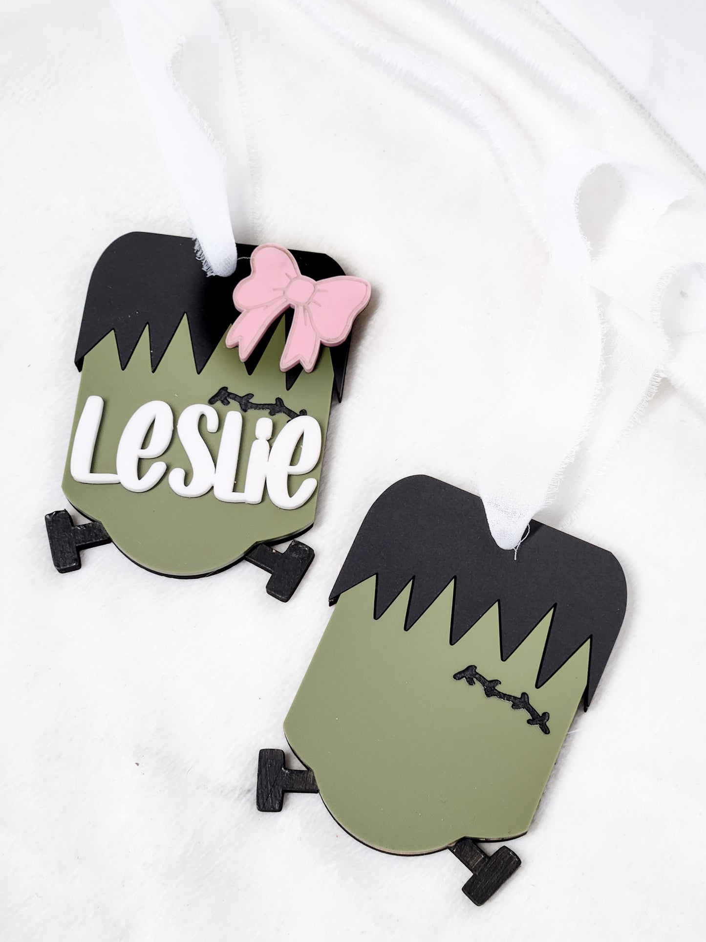 Halloween Deluxe Tag