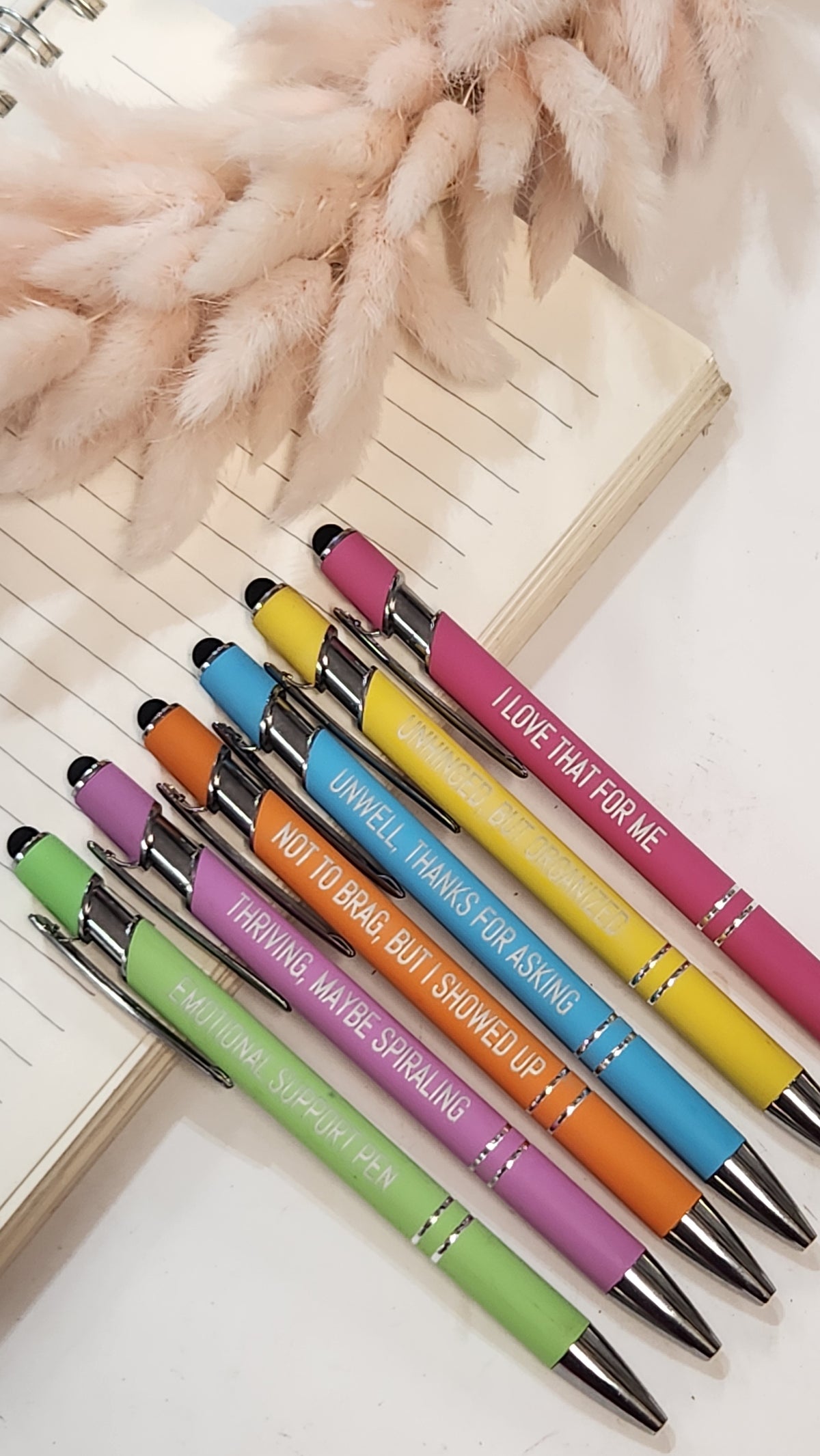 Unhinged Pen Set
